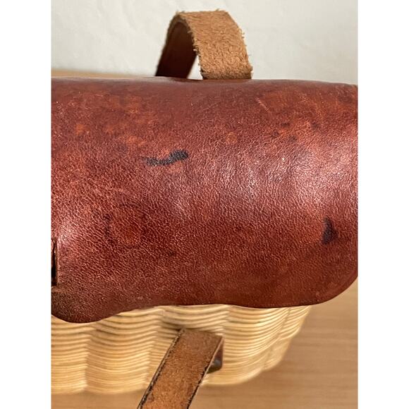 Vintage Wicker & Leather Basket Handbag – Mid Century Artisan Purse - Picture 7 of 9